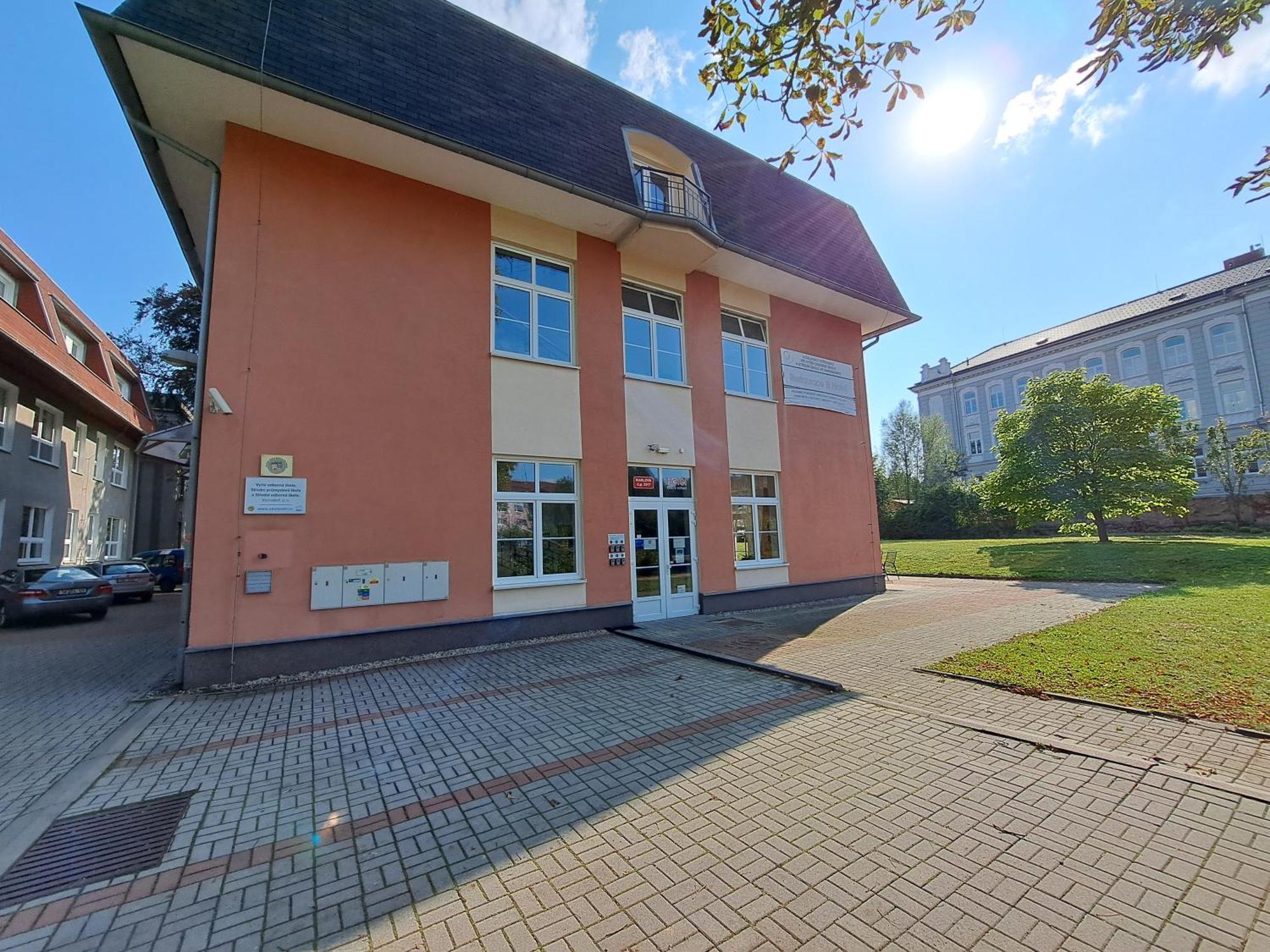 Vzdelavaci Stredisko A Hotel Varnsdorf Exterior photo
